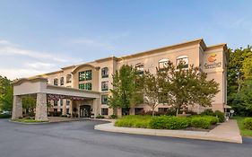 Comfort Inn & Suites Lake George
